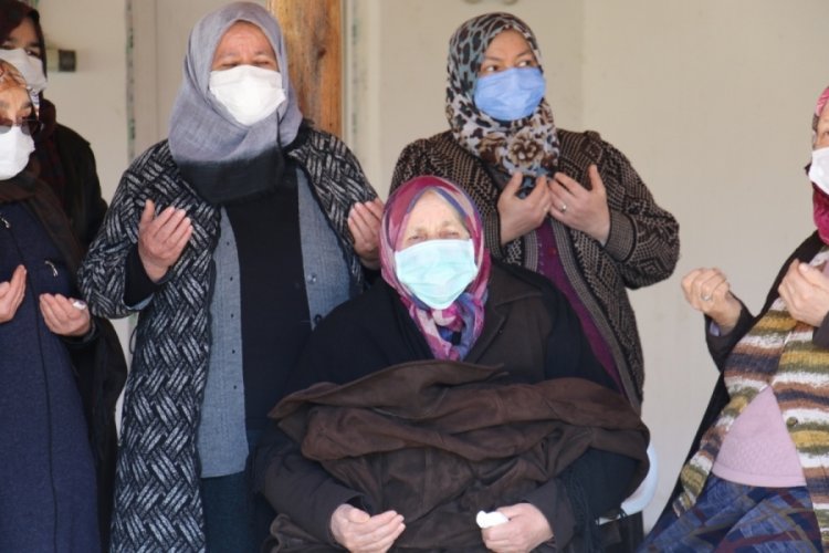Cumhuriyet Savcısı Salkım'ın cenazesi k&ouml;y&uuml;nde toprağa verildi
