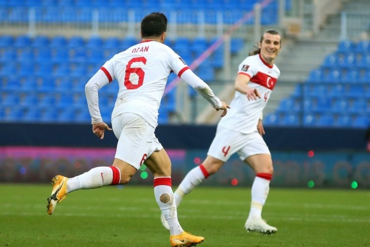 "Haaland ve Odegaard'ı izlemeye gittik, karşımıza Ozan ve &Ccedil;ağlar &ccedil;ıktı"