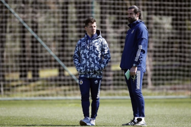 Fenerbah&ccedil;e, Emre Bel&ouml;zoğlu y&ouml;netiminde &ccedil;alışmalarını s&uuml;rd&uuml;rd&uuml;