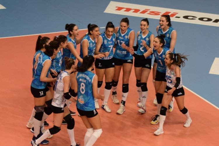 Nil&uuml;fer Belediyespor h&uuml;kmen galip
