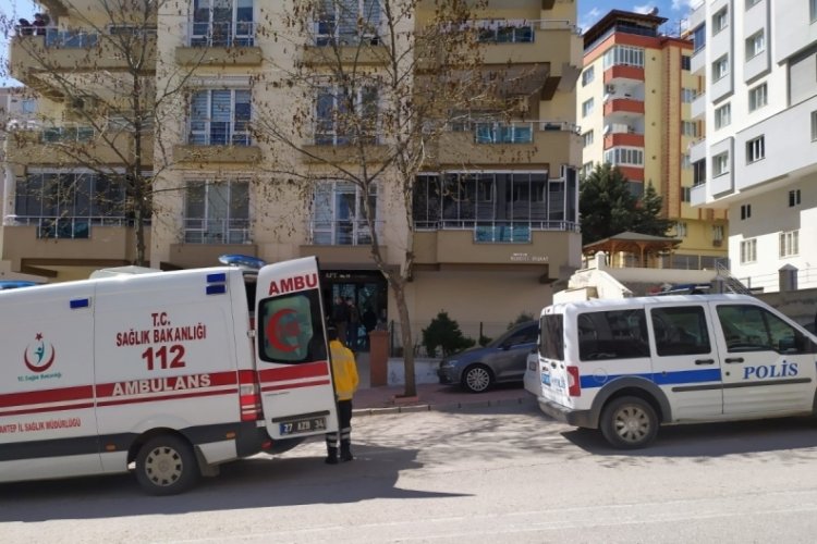 Ailesiyle tartışıp canına kıydı