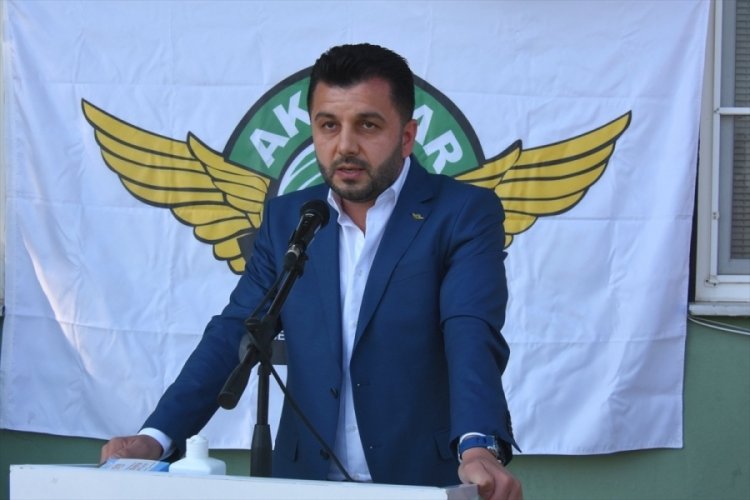 Akhisarspor'da kul&uuml;p başkanı Evren &Ouml;zbey oldu