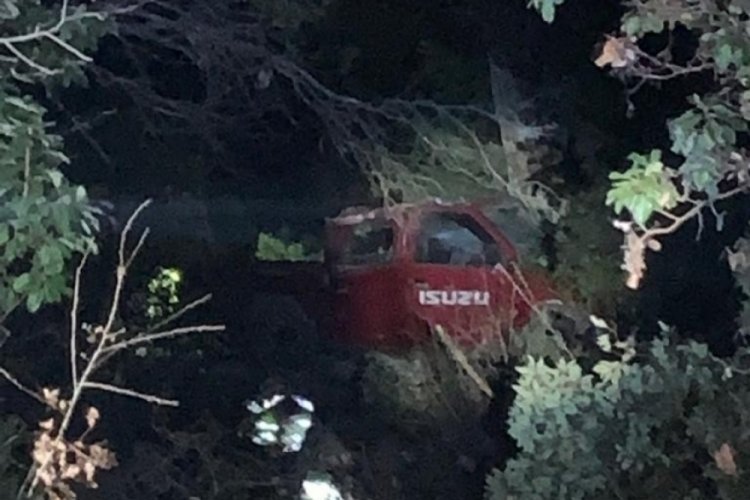 Kamyonet u&ccedil;uruma yuvarlandı, bir kişi &ouml;ld&uuml;