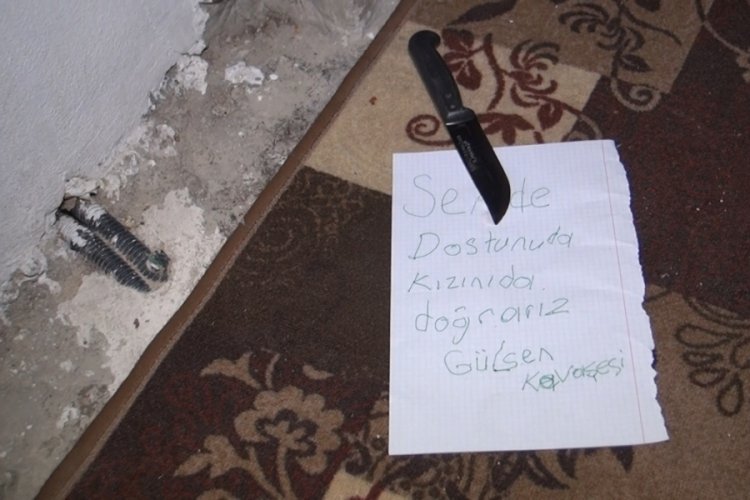 Bursa'da kızıyla yaşayan kadına bıçaklı ve kanlı çarşafla ölüm tehdidi