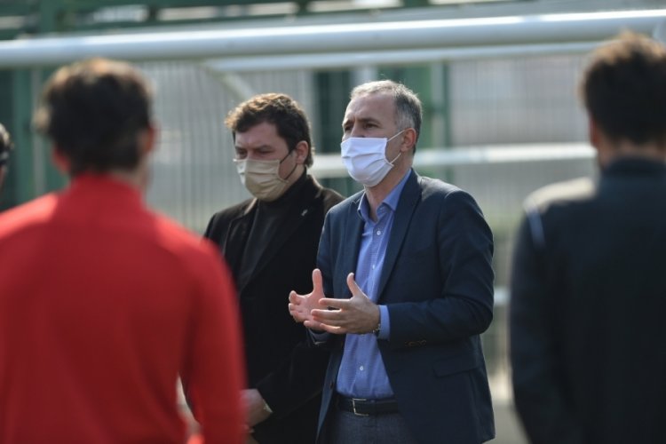 Bursa İneg&ouml;l Belediye Başkanı Taban'dan İneg&ouml;lspor'a moral ziyareti
