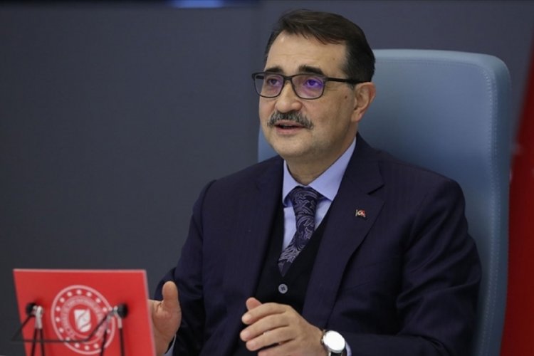 Bakan D&ouml;nmez: "İki ayda devreye aldığımız kurulu g&uuml;c&uuml;n y&uuml;zde 96,4'&uuml; yenilenebilir enerjiden"
