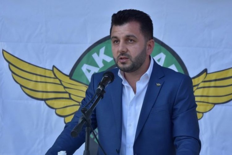 Akhisarspor'da tartışmalar s&uuml;r&uuml;yor