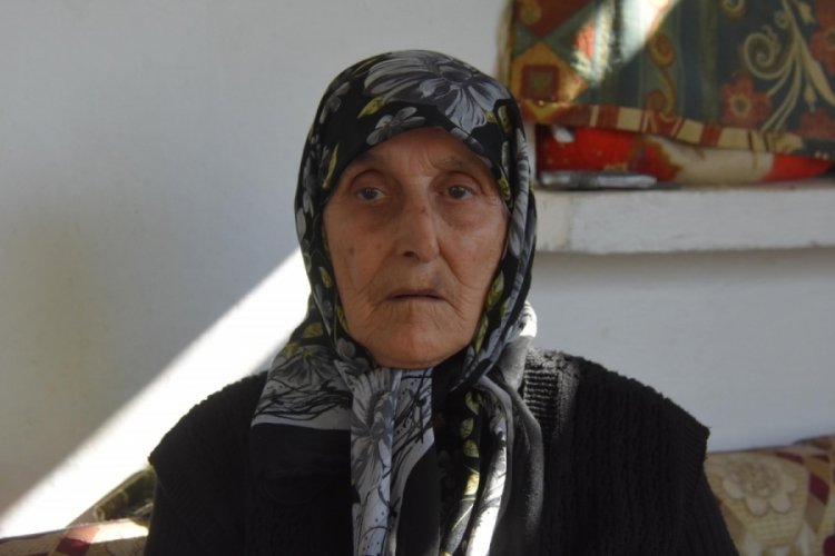 Odun satıcısı g&ouml;r&uuml;n&uuml;m&uuml;ndeki kişilerce gasbedildi