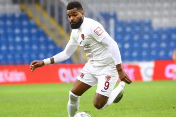 Hatayspor'a Aaron Boupendza'dan k&ouml;t&uuml; haber