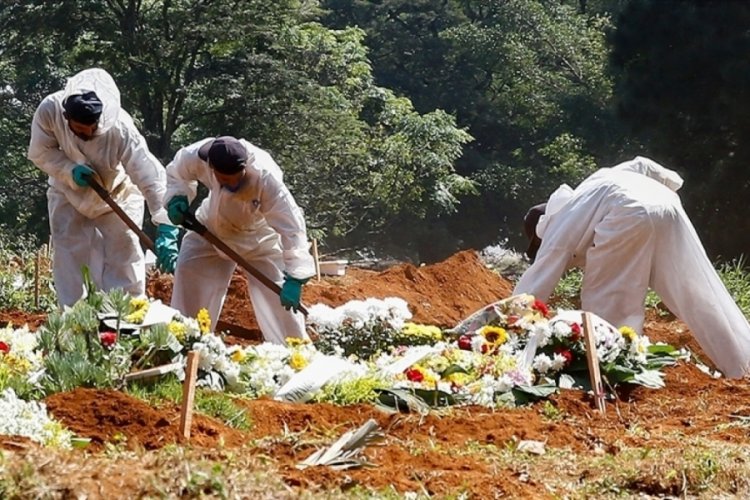 Latin Amerika &uuml;lkelerinde Kovid-19'a bağlı can kayıpları artıyor