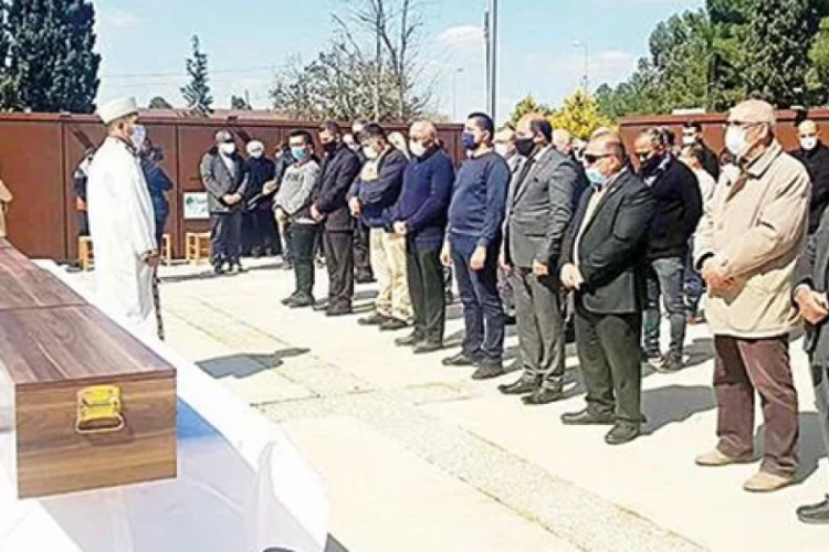 KKTC'de tepki &ccedil;eken karar: Şehit cenazesine askeri t&ouml;ren istemediler