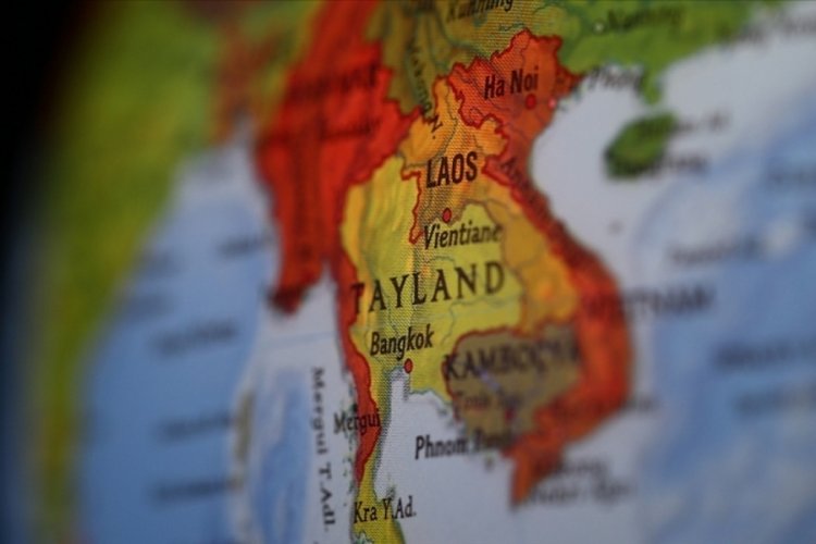 Tayland, &uuml;lkeye sığınan binlerce Myanmarlı etnik yerliyi &uuml;lkeye almadığı iddialarını yalanladı