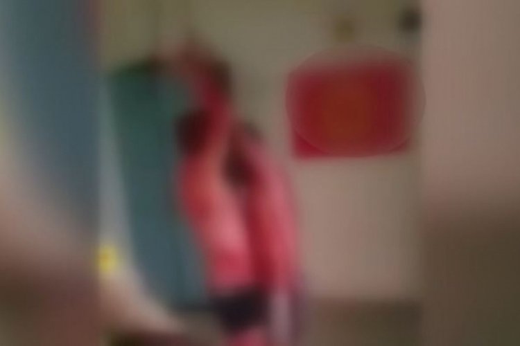 Ter&ouml;r &ouml;rg&uuml;t&uuml; PKK'nın Sincar'da iki Ezidi'ye uyguladığı işkence kamerada