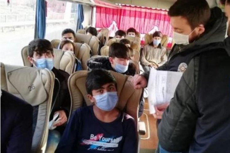 11 Afgan g&ouml;&ccedil;men Ankara'da yakalandı