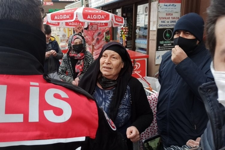 Bursa'da dilenci kadının tuvalet oyununu zabıta yutmadı