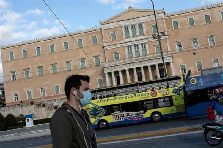 Yunanistan'da kısıtlamalar hafifletilecek