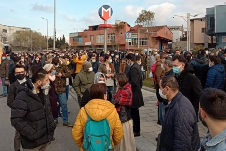 İstanbul'da metro seferlerinde aksama
