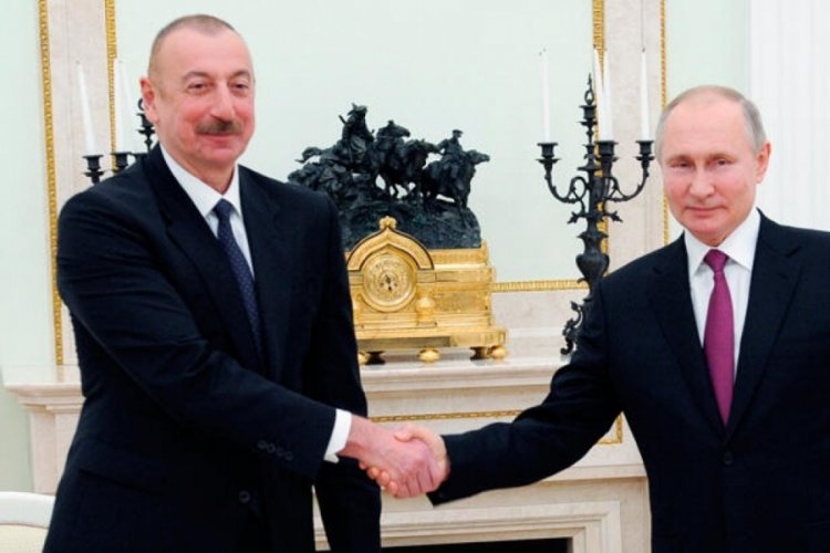 Aliyev ile Putin Karabağ'da ateşkesi teyit etti