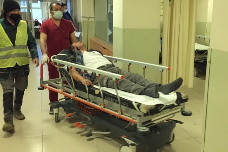 Bursa'da çalışırken kendisini hastanede buldu