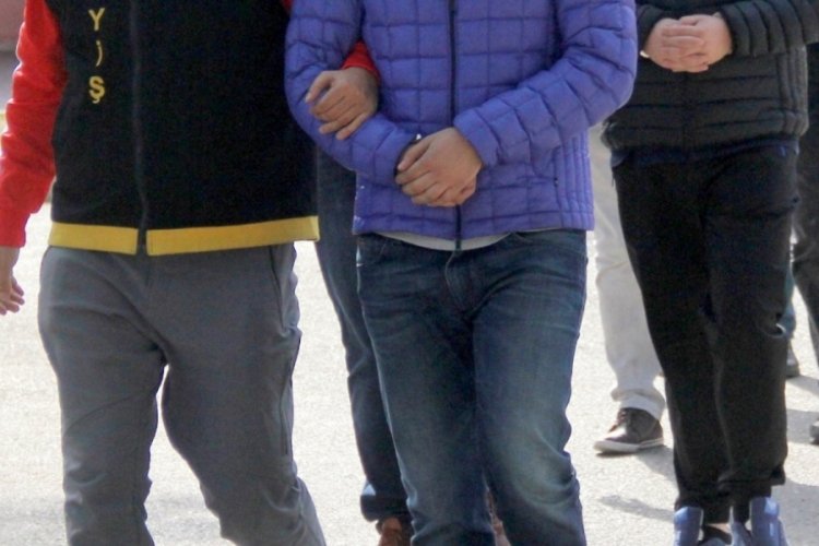 FET&Ouml;'n&uuml;n askeri mahrem yapılanmasına operasyon