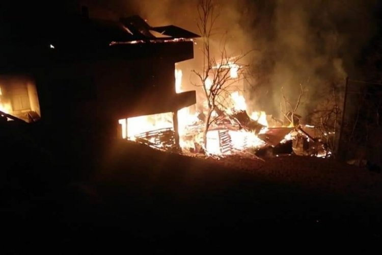 Artvin'de bu kez Ortak&ouml;y k&ouml;y&uuml;nde yangın &ccedil;ıktı