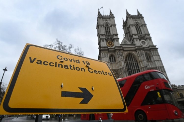 İngiltere'de "aşı pasaportu" karşıtı kampanya başlatıldı