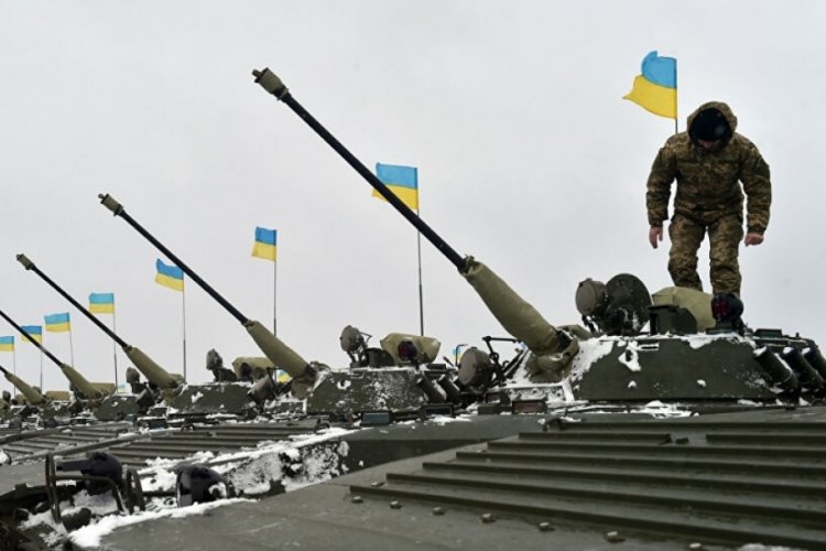 Ukrayna'dan 'NATO ile birlikte Rusya'ya karşı savaşa hazırlanıyoruz' itirafı