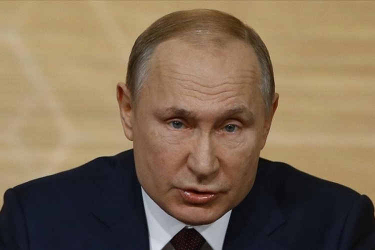 Kremlin: 10 g&uuml;n &ouml;nce aşı olan Putin'de yan etki g&ouml;r&uuml;lmedi