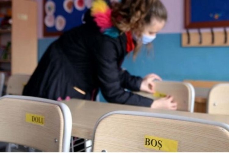 Okulda y&uuml;z y&uuml;ze eğitime koronavir&uuml;s engeli!