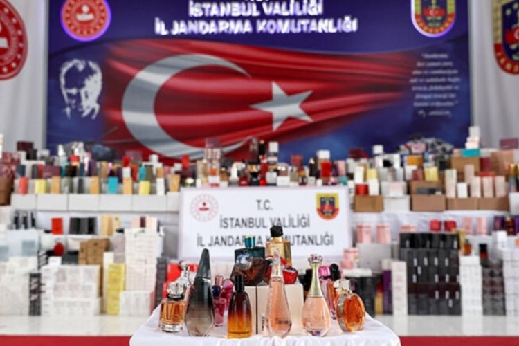 İstanbul'da sahte parf&uuml;m operasyonu! 20 bin şişe ele ge&ccedil;irildi