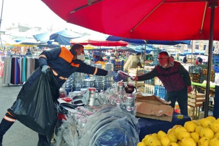 Bursa'da pazarcılara 3 bin siperlik