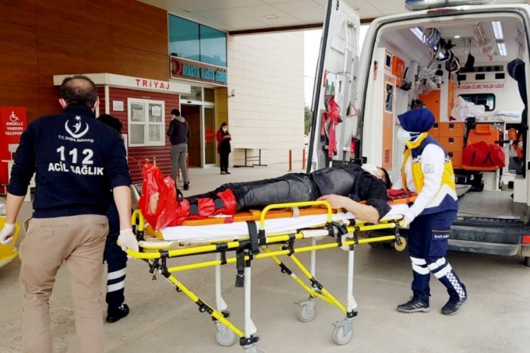 Bursa İnegöl'de devrilen motosikletin sürücüsü yaralandı