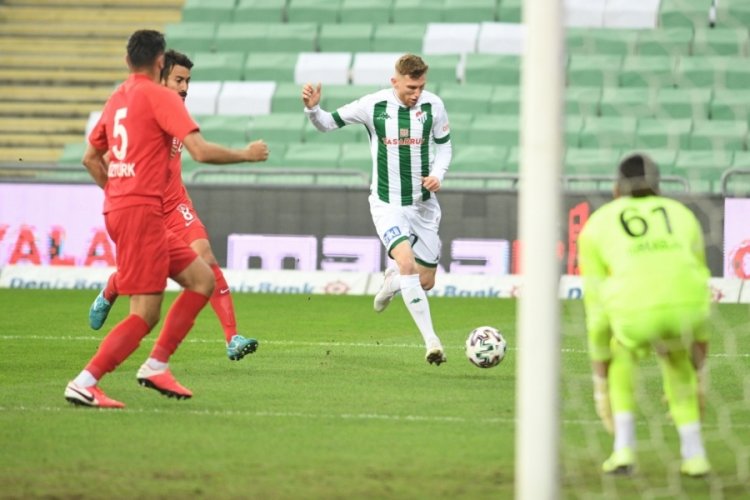 Timsah'ın &Uuml;mraniyespor'a karşı &uuml;st&uuml;nl&uuml;ğ&uuml; var