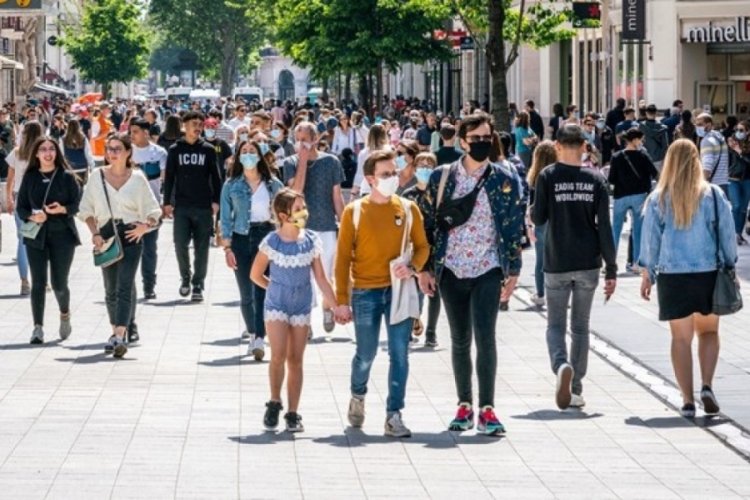 Araştırma: G&uuml;neş Covid-19'a karşı koruyor