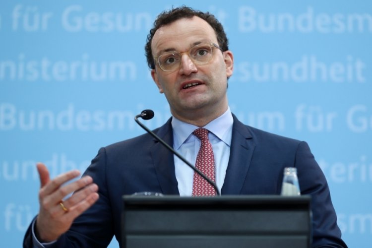 Alman Sağlık Bakanı Jens Spahn uyardı: B&ouml;yle devam ederse