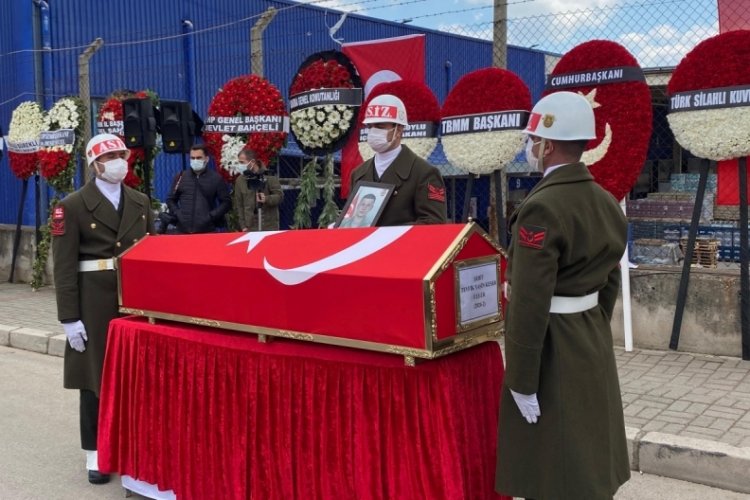 İzmirli şehit asker son yolculuğuna uğurlandı