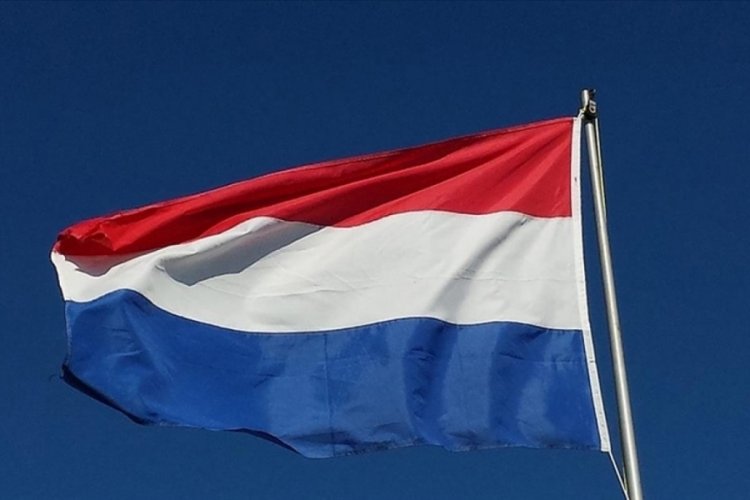 Hollanda'da bir camiye 'M&uuml;sl&uuml;manlar diri diri yakılmalıdır' yazılı tehdit mektubu g&ouml;nderildi