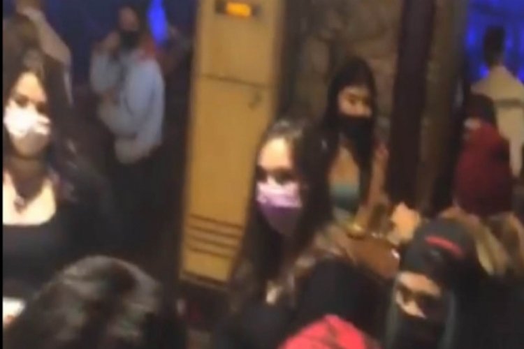 Eğlence mekanına baskın! '&Ccedil;ocuğumu izlemeye geldim' dedi