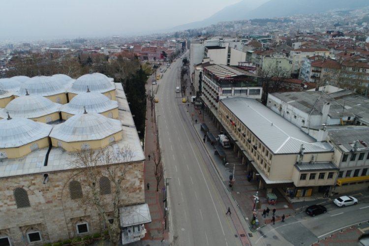 Bursa'da sokağa &ccedil;ıkma kısıtlamasına uyuluyor