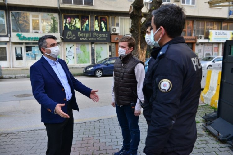 Bursa Yıldırım Belediye Başkanı Yılmaz'dan polislere sürpriz ziyaret