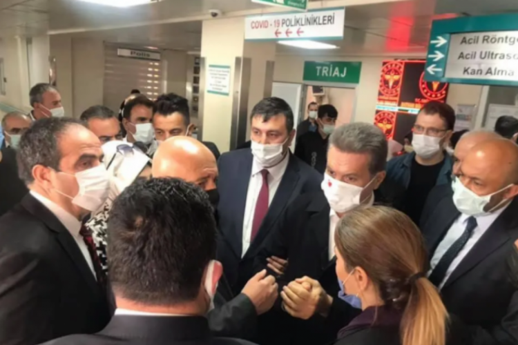Mustafa Sarıgül hastaneye kaldırıldı