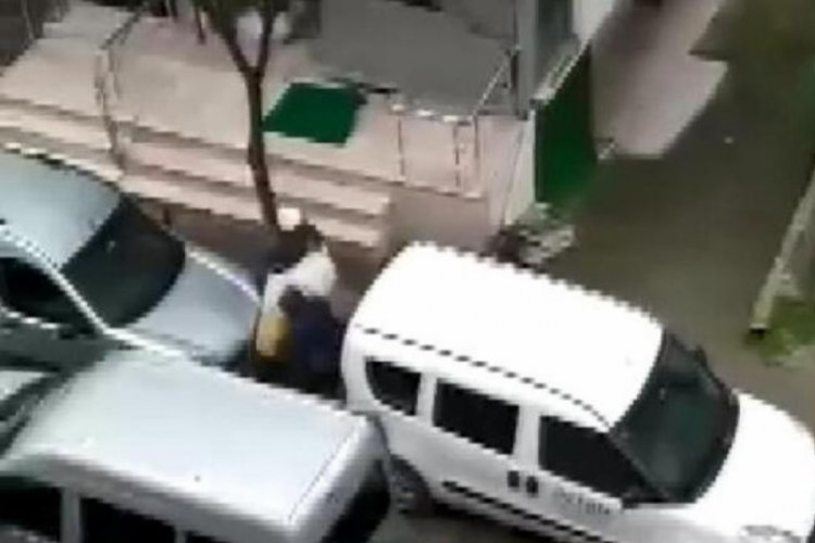 Alarma aldırmadılar, 40 bin liralık &uuml;r&uuml;n&uuml; &ccedil;alıp ka&ccedil;tılar