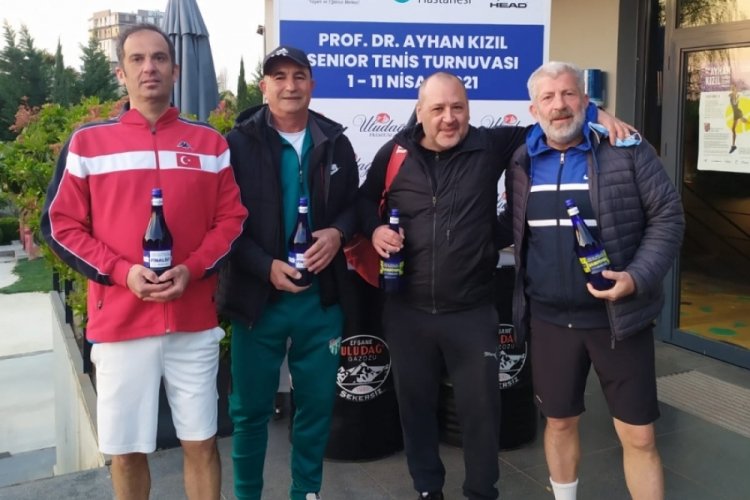 Bursa'da Prof. Dr. Ayhan Kızıl Senior Tenis Turnuvası tamamlandı