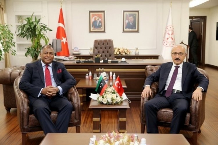 Bakan Elvan, Libya Maliye Bakanı Halid El-Mabrouk Abdullah ile g&ouml;r&uuml;şt&uuml;