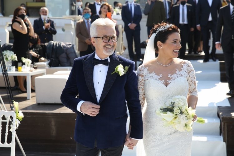Bursa Nilüfer Belediye Başkanı&nbsp;Turgay Erdem ve Zeynep Terzioğlu evlendi
