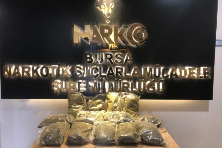 Bursa'da 12 kilo 300 gram sentetik uyuşturucu ele geçirildi