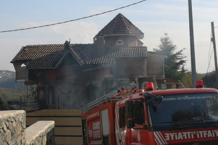 Beykoz'da korkutan villa yangını