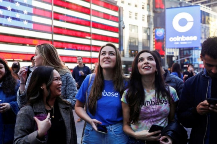 Coinbase halka arz oldu! Piyasa değeri 112 milyar doları g&ouml;rd&uuml;