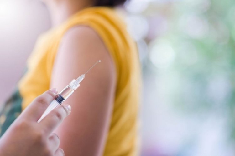 Pfizer, Kovid-19 aşısında &uuml;&ccedil;&uuml;nc&uuml; doza ihtiya&ccedil; duyulabileceğini a&ccedil;ıkladı