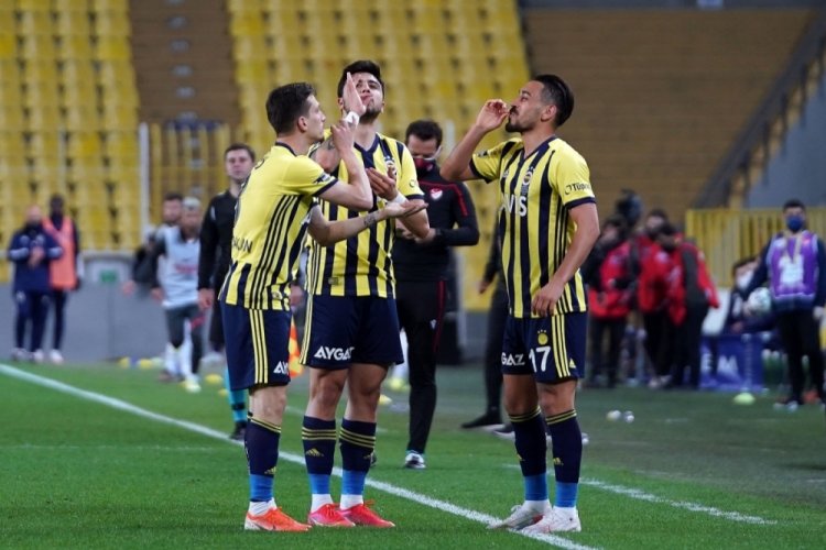 Emre Bel&ouml;zoğlu oyunu &ccedil;izgiye &ccedil;ekti!